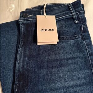Brand new never worn MOTHER Homecoming High The Hustler Roller Snea Denim Jeans